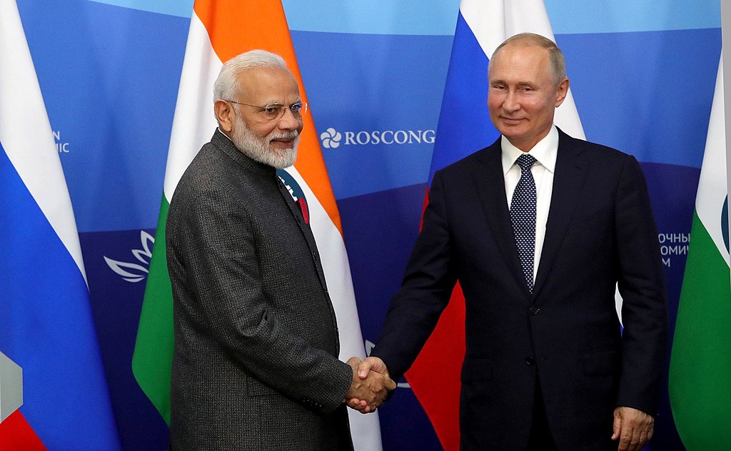 1024px-Indian_Prime_Minister_Narendra_Modi_and_Russian_President_Vladimir_Putin_make_Press_statements_following_talks_5